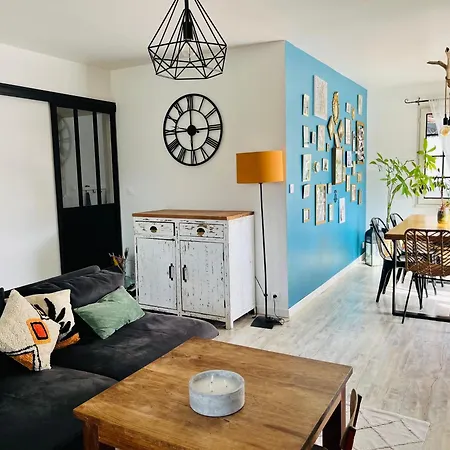 Maison Avec Piscine Holiday home *
